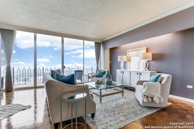 700 E Hildebrand Ave #1002, San Antonio, TX 78212 - #1