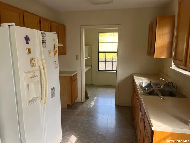 400 Capitan, Uvalde, TX 78801 - #3