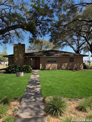 1946 9th, Hempstead, TX 77445 - #1