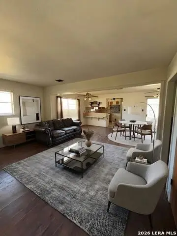 1946 9th, Hempstead, TX 77445 - #2