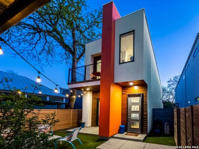 132 Clay, San Antonio, TX 78204 - #1