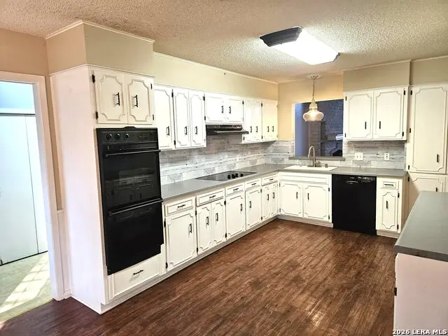 9349 Blazing Star, Garden Ridge, TX 78266 - #3