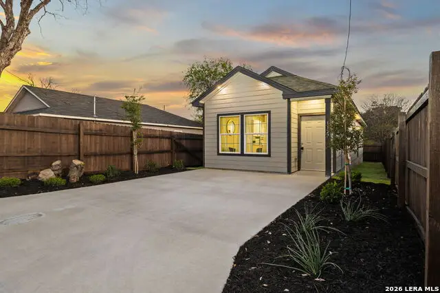 1122 Elvira St, San Antonio, TX 78207 - #2
