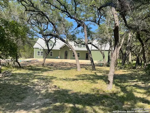 792 Alamo Beach, Pipe Creek, TX 78063