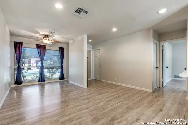 9018 Island View St, San Antonio, TX 78242 - #3