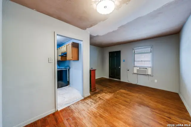 119 Glamis Ave, San Antonio, TX 78223 - #3