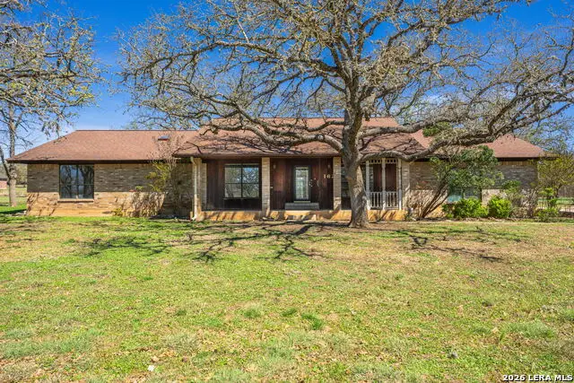 162 Oak Wood Rd, Kerrville, TX 78028 - #3
