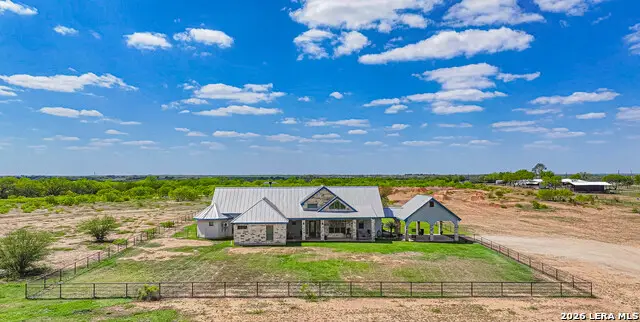 946 County Road 361, La Vernia, TX 78121 - #3