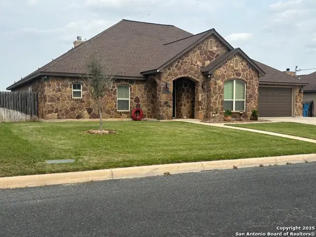 104 Park View, Poth, TX 78147 - #1