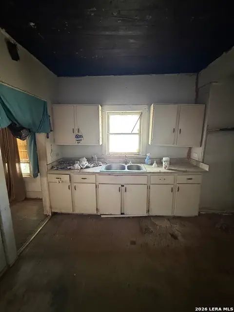 3007 Buena Vista, San Antonio, TX 78207 - #2