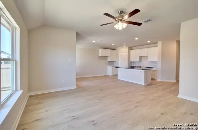 2623 Echinacea Path, Converse, TX 78109 - #3