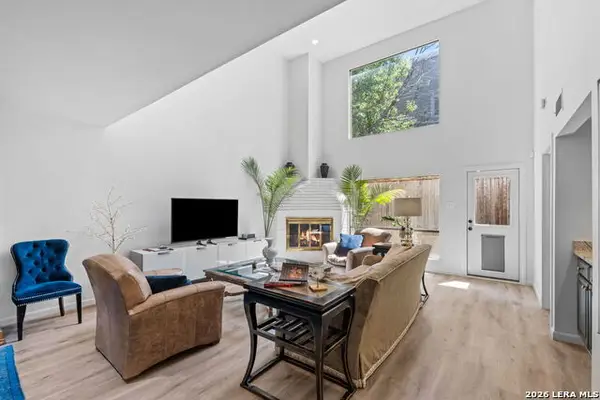 8123 N New Braunfels #D, San Antonio, TX 78209