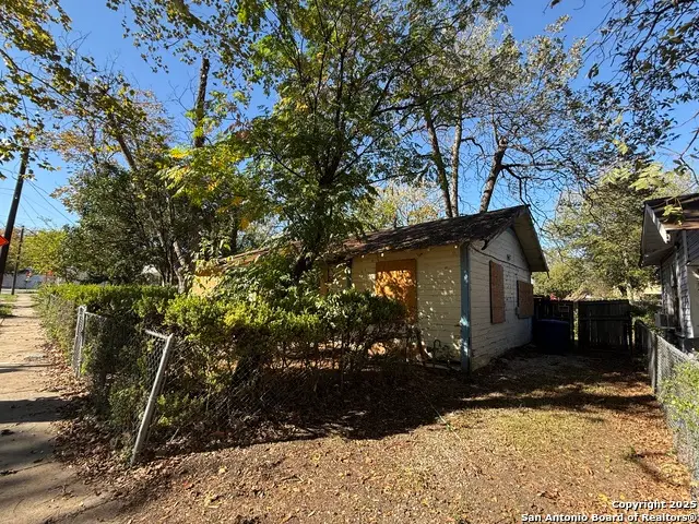 1033 Saldana, San Antonio, TX 78225 - #2