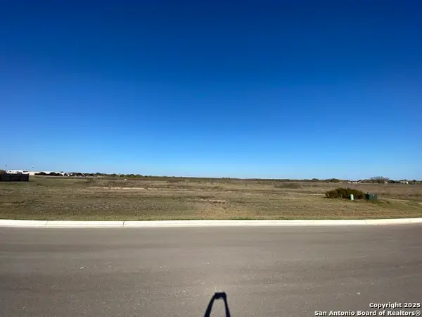 129 Growers, Poteet, TX 78065