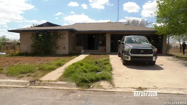 620 E Main, Karnes City, TX 78118 - #1