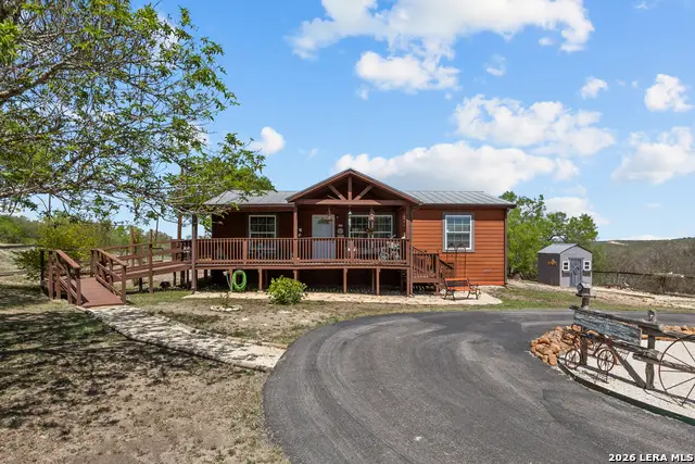 960 County Road 4511, Hondo, TX 78861 - #1