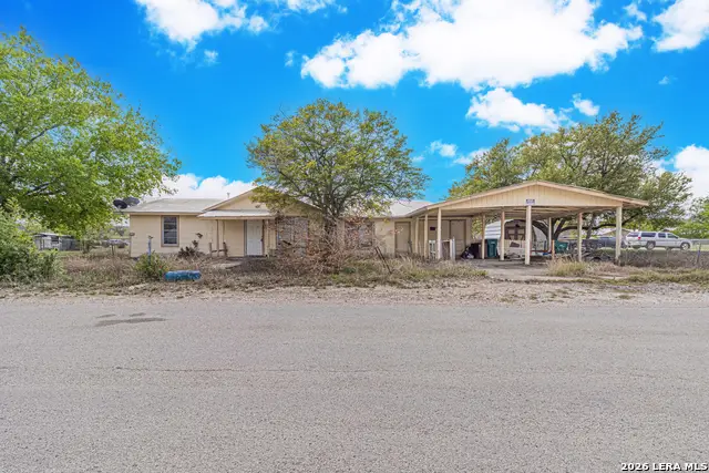 1714 W Constantinople, Castroville, TX 78009 - #2