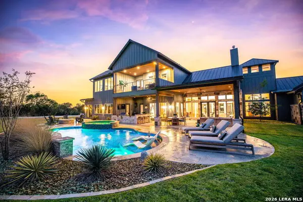 260 Bear Creek, New Braunfels, TX 78132