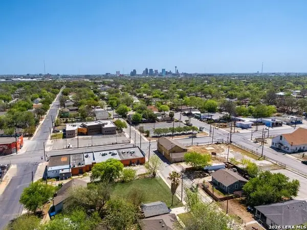 309 Albert, San Antonio, TX 78207