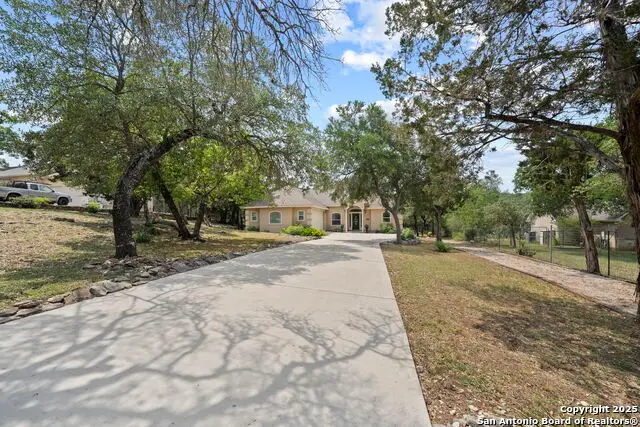 721 Gallagher Dr, Canyon Lake, TX 78133 - #2
