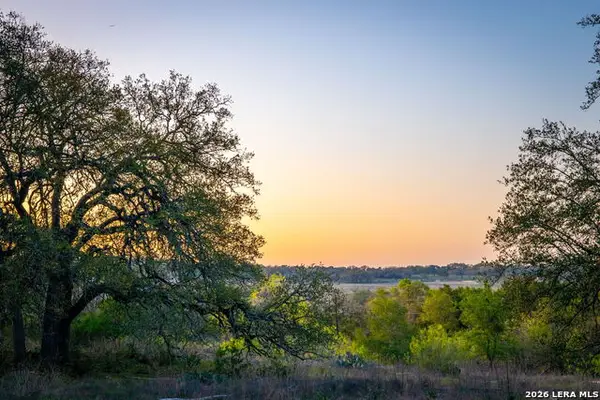 1285 Mission Valley, New Braunfels, TX 78132