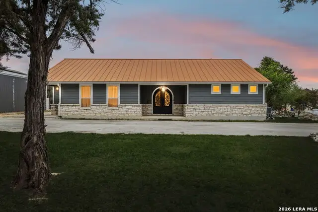 1315 Happy Hollow, New Braunfels, TX 78132 - #3