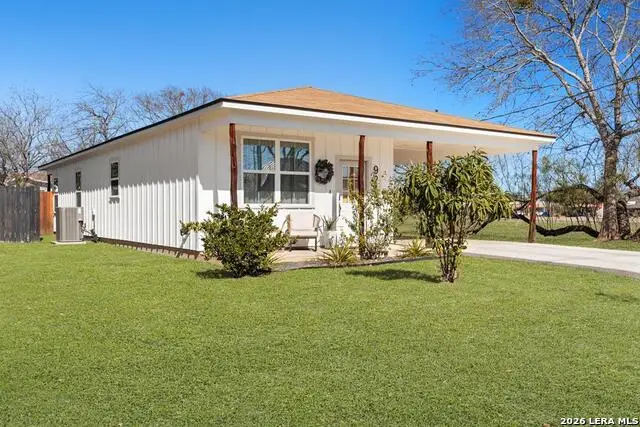 924 Apple, Fredericksburg, TX 78624 - #2