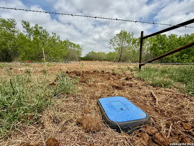 2315 County Road 332, Charlotte, TX 78011 - #3