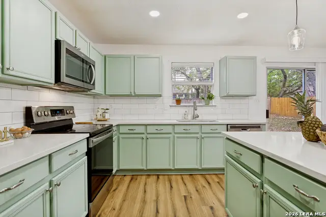 7219 Avator Bay, San Antonio, TX 78250 - #3