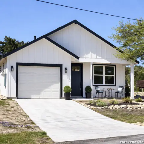 729 Canyon Bend, Canyon Lake, TX 78133