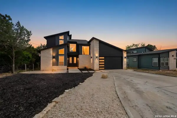 1318 Mountain Top, Canyon Lake, TX 78133