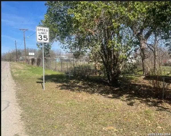 7330 Quintana, San Antonio, TX 78211