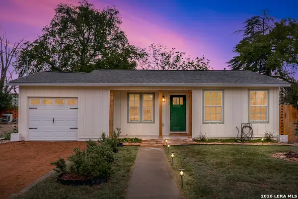 713 Lamar, Kerrville, TX 78028