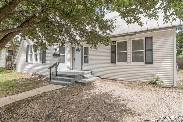 1913 Santa Anna, San Antonio, TX 78201