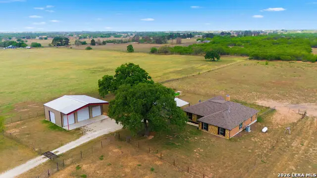 12897 La Vernia Rd, Saint Hedwig, TX 78152 - #1