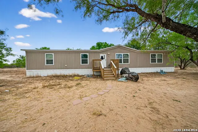 106 County Road 2672, Devine, TX 78016 - #1