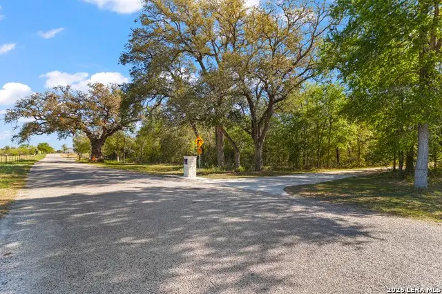 1401 Hartfield Rd, Seguin, TX 78155 - #3