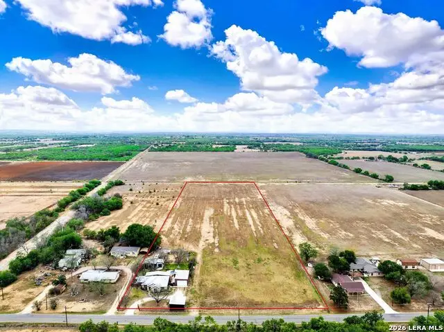 768 County Road 664, Devine, TX 78016 - #3