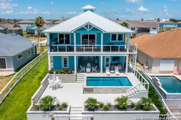 107 Windjammer, Rockport, TX 78382