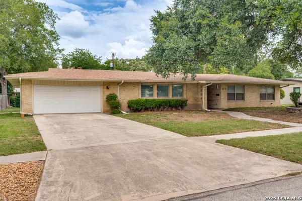 223 Beechwood, San Antonio, TX 78216