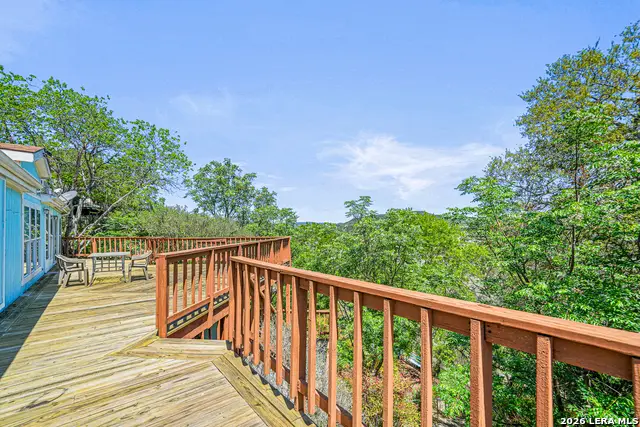 1427 Elmhurst Dr., Lakehills, TX 78063 - #3