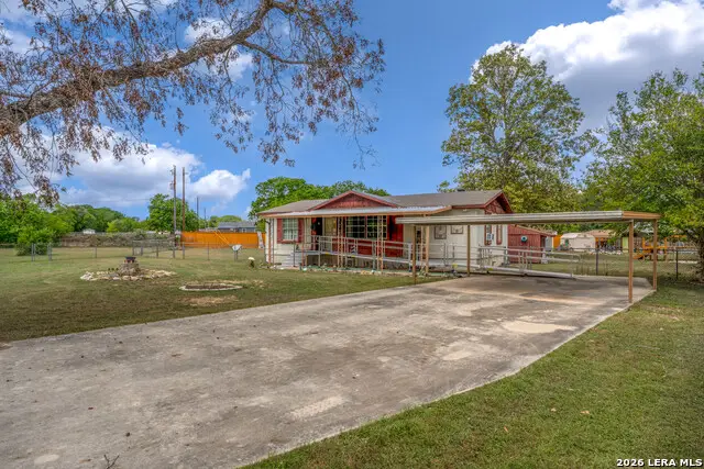 430 Pecan Dr Sw, McQueeney, TX 78123 - #2