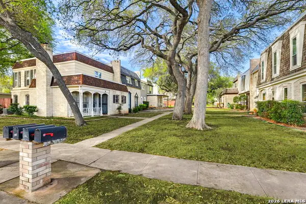 626 Strings Dr #59, San Antonio, TX 78216