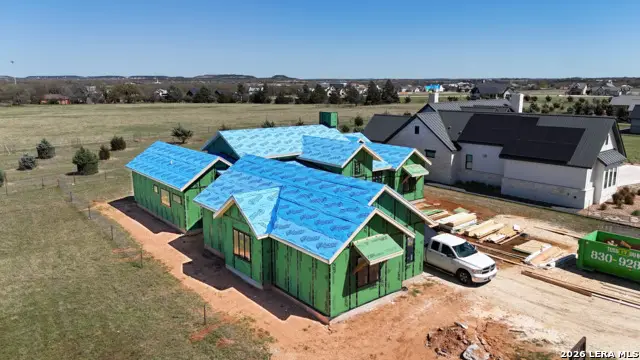 208 Interlaken St, Fredericksburg, TX 78624 - #2
