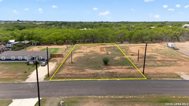 16131 Vaquero Dr, Atascosa, TX 78002 - #1