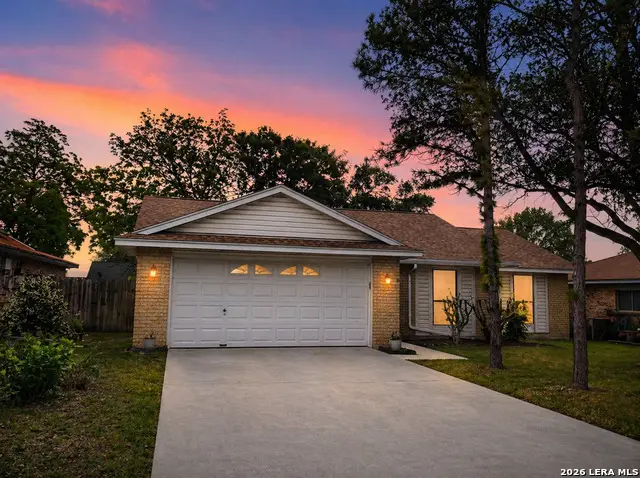 174 Clear Oak, Universal City, TX 78148 - #1