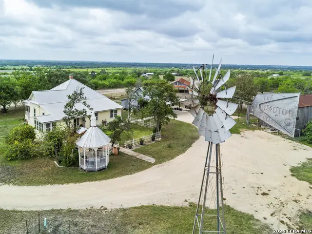 4515 Stapper Rd, Saint Hedwig, TX 78152 - #2