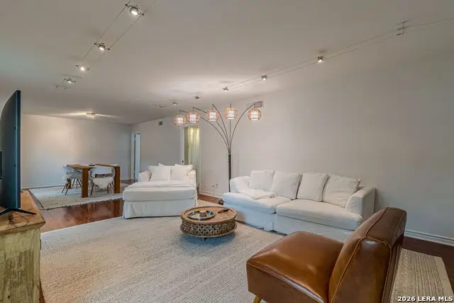 7500 Callaghan #APT 262, San Antonio, TX 78229 - #2