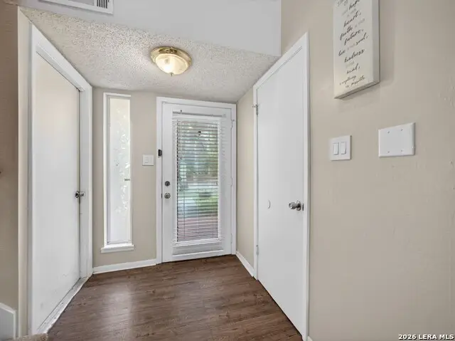 8517 Echo Creek Lane, San Antonio, TX 78240 - #3