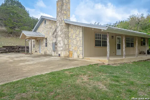 535 Camino Real Rd, Kerrville, TX 78028